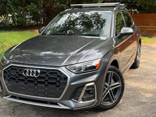 Gray 2022 Audi Q5 e 55 S line Premium