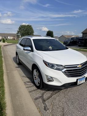 White 2018 Chevrolet Equinox Premier w/1LZ