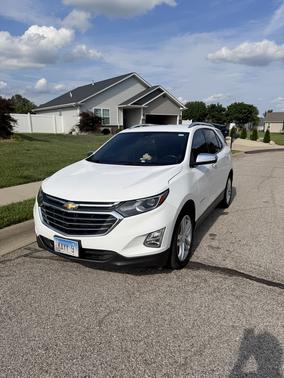 White 2018 Chevrolet Equinox Premier w/1LZ
