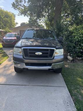 Gray 2005 Ford F-150 FX4 SuperCab