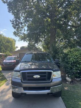 Gray 2005 Ford F-150 FX4 SuperCab