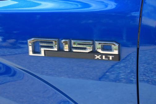 Blue 2018 Ford F-150 XLT