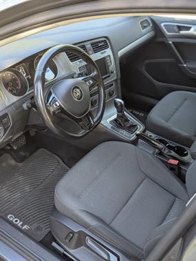 2017 Volkswagen Golf SportWagen TSI S