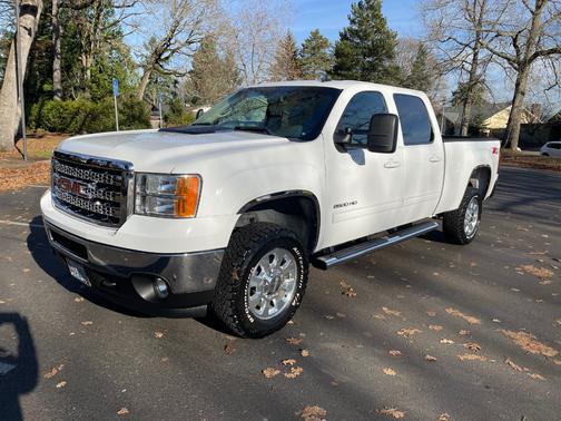 2012 GMC Sierra 2500 SLT