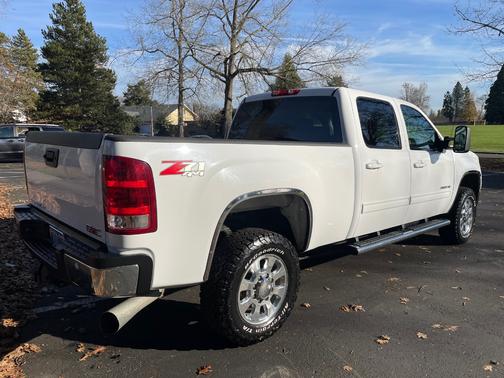 2012 GMC Sierra 2500 SLT
