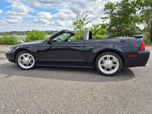 2002 Ford Mustang GT