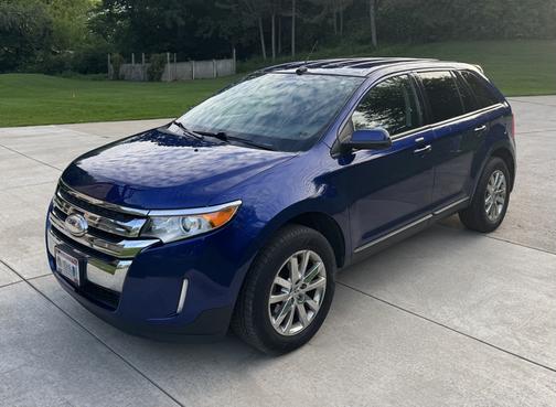 Blue 2013 Ford Edge SEL