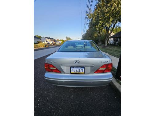 2003 Lexus LS 430 Base