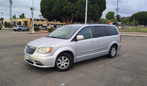 2012 Chrysler Town & Country Touring