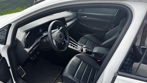 2022 Volkswagen Golf R Base