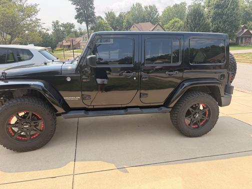Black 2017 Jeep Wrangler Unlimited Sahara