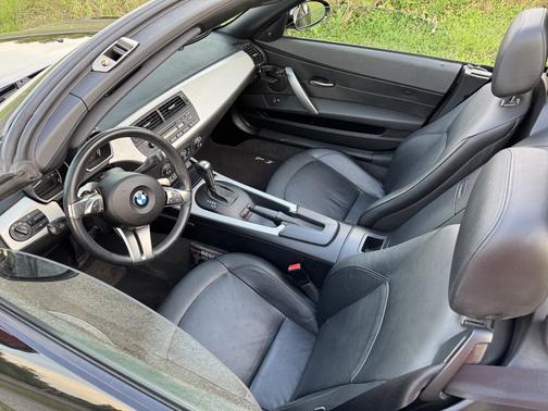 2007 BMW Z4 3.0si Roadster