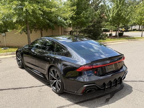 2023 Audi RS 7 4.0T