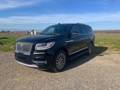 2019 Lincoln Navigator Standard
