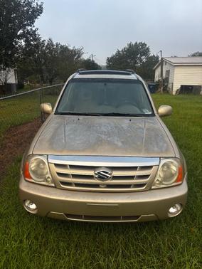Gold 2006 Suzuki XL7 Premium