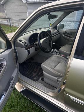 Gold 2006 Suzuki XL7 Premium