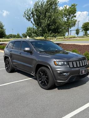 2019 Jeep Grand Cherokee Altitude