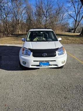 2005 Toyota RAV4 Base