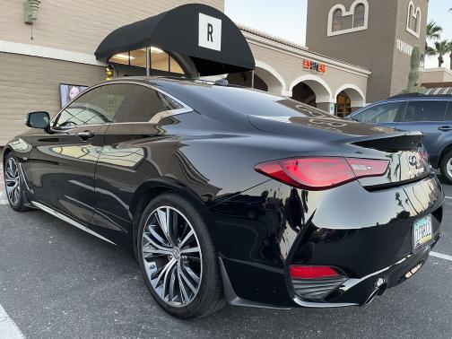 Photo 2 of 22 of 2018 INFINITI Q60 3.0t LUXE