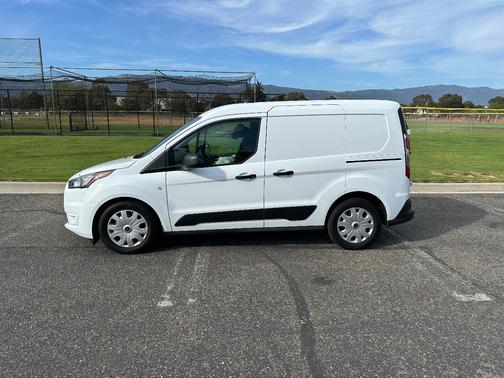 2023 Ford Transit Connect XLT w/Rear Symmetrical Doors
