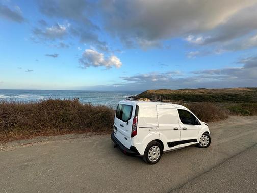White 2023 Ford Transit Connect XLT w/Rear Symmetrical Doors