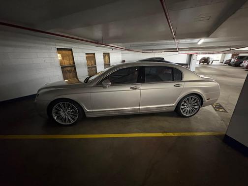 Silver 2009 Bentley Continental Flying Spur Speed