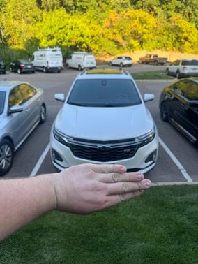White 2022 Chevrolet Equinox RS