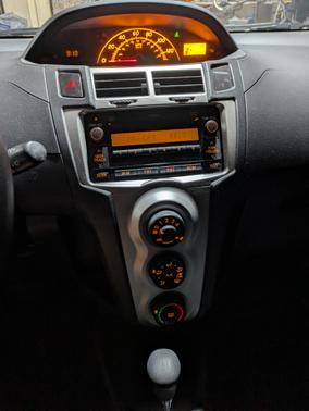 2009 Toyota Yaris Base