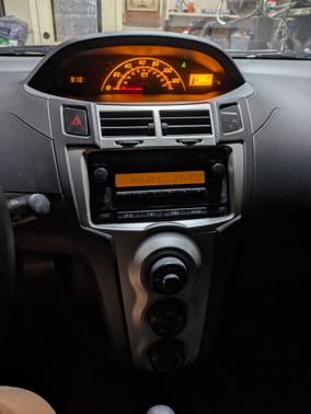 2009 Toyota Yaris Base