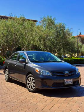Gray 2011 Toyota Corolla LE