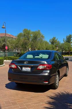 Gray 2011 Toyota Corolla LE