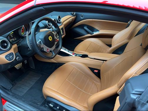 2017 Ferrari California T
