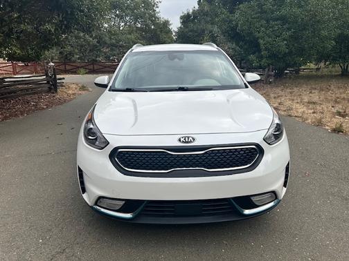 2019 Kia Niro Plug-In Hybrid LX
