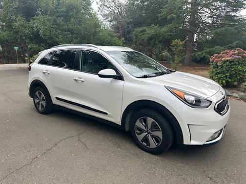 2019 Kia Niro Plug-In Hybrid LX