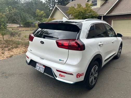 2019 Kia Niro Plug-In Hybrid LX