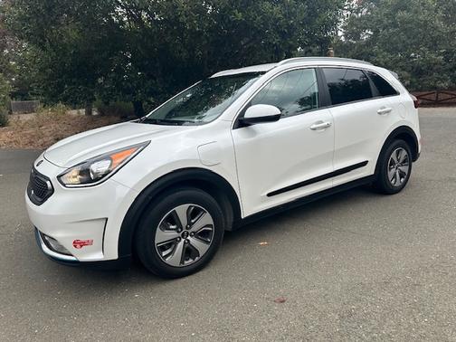 2019 Kia Niro Plug-In Hybrid LX