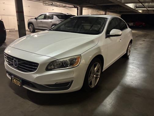 2015 Volvo S60 T5 Platinum