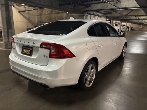 2015 Volvo S60 T5 Platinum