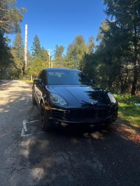 2017 Porsche Macan Macan