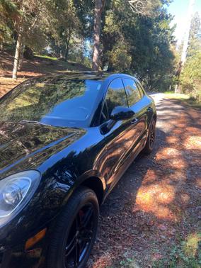 2017 Porsche Macan Macan