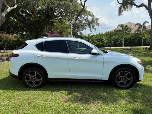 2018 Alfa Romeo Stelvio Base