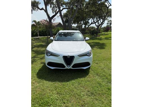 2018 Alfa Romeo Stelvio Base