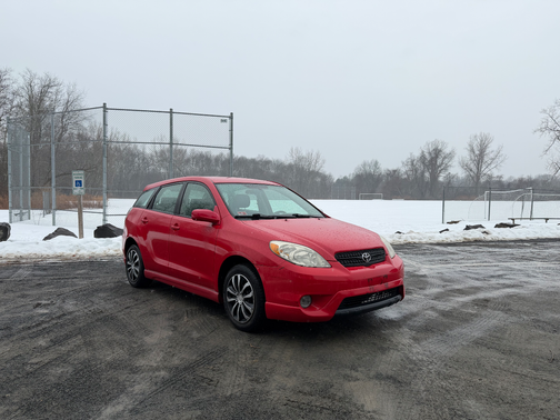 2007 Toyota Matrix Base