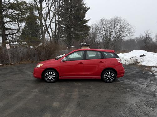 2007 Toyota Matrix Base