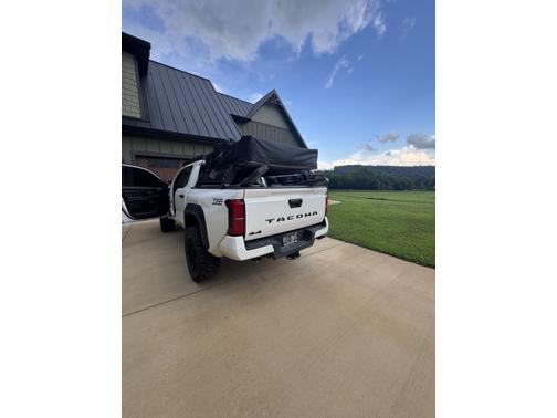 2024 Toyota Tacoma TRD Off Road