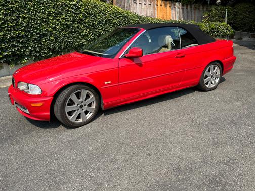 Red 2002 BMW 330 Ci