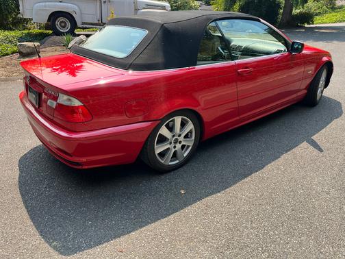 Red 2002 BMW 330 Ci