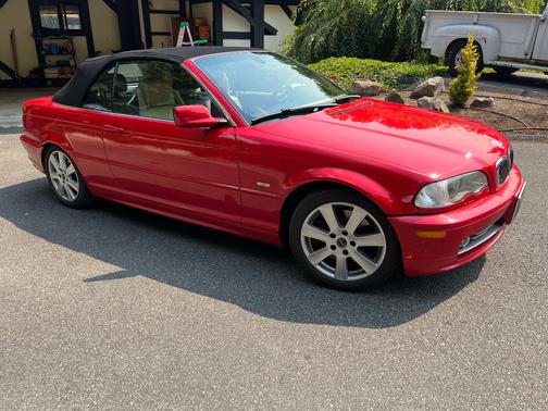 Red 2002 BMW 330 Ci