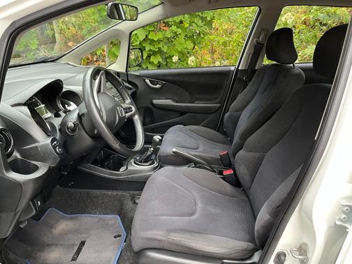White 2013 Honda Fit Sport
