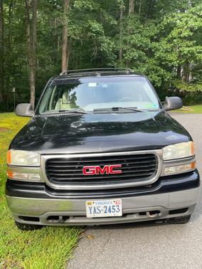 Black 2002 GMC Yukon SLT